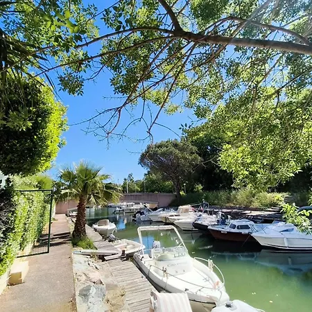 Pcogpo - Superbe Maison Les Pieds Dans L'Eau A Port-Cogolin * 孔格林